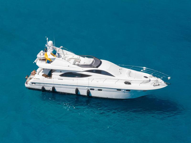 Book yachts online - motorboat - Altamar 64 - Lady L - rent