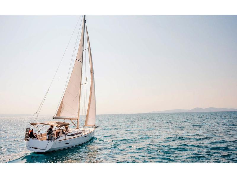 Book yachts online - sailboat - Sun Odyssey 449 - GRUMETE - rent