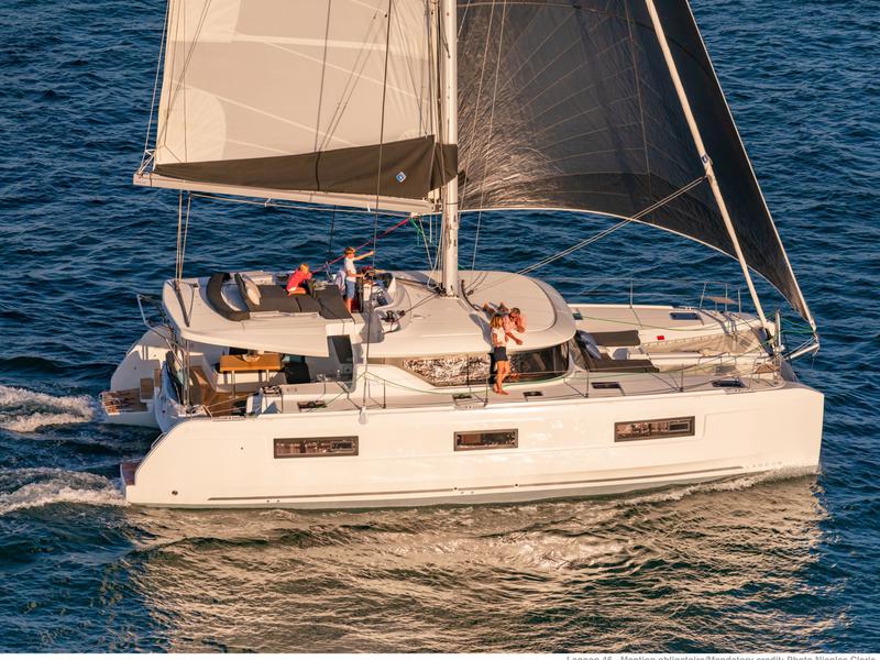 Book yachts online - catamaran - Lagoon 46 A/C &amp; GEN &amp; WM - LUCKY DRAGON - rent