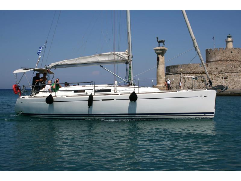 Book yachts online - sailboat - Dufour 34 - Nefeli - rent