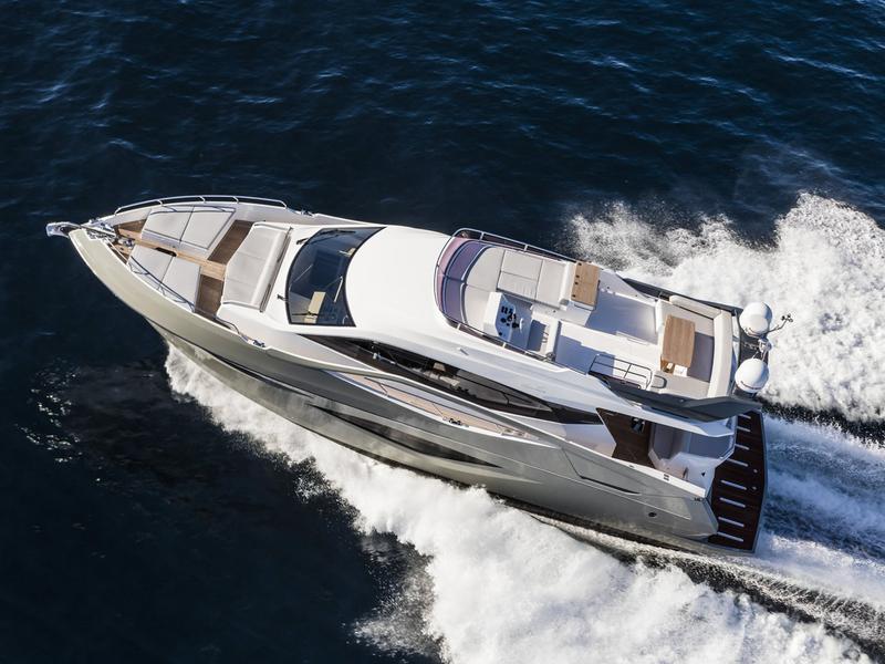 Book yachts online - motorboat - Numarine 62 - Journey - rent