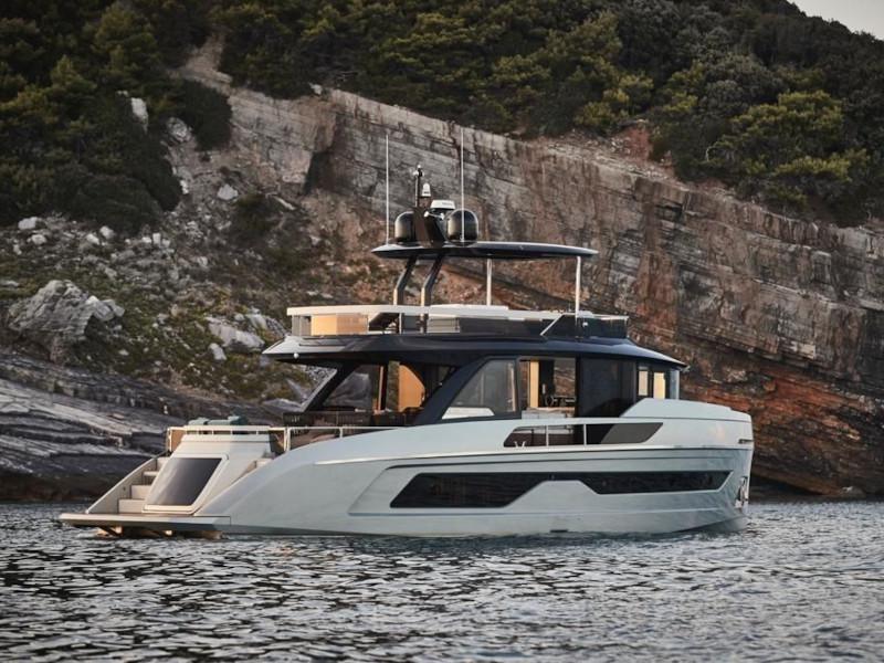 Book yachts online - motorboat - Explorer 62 - Explorer 62 - rent