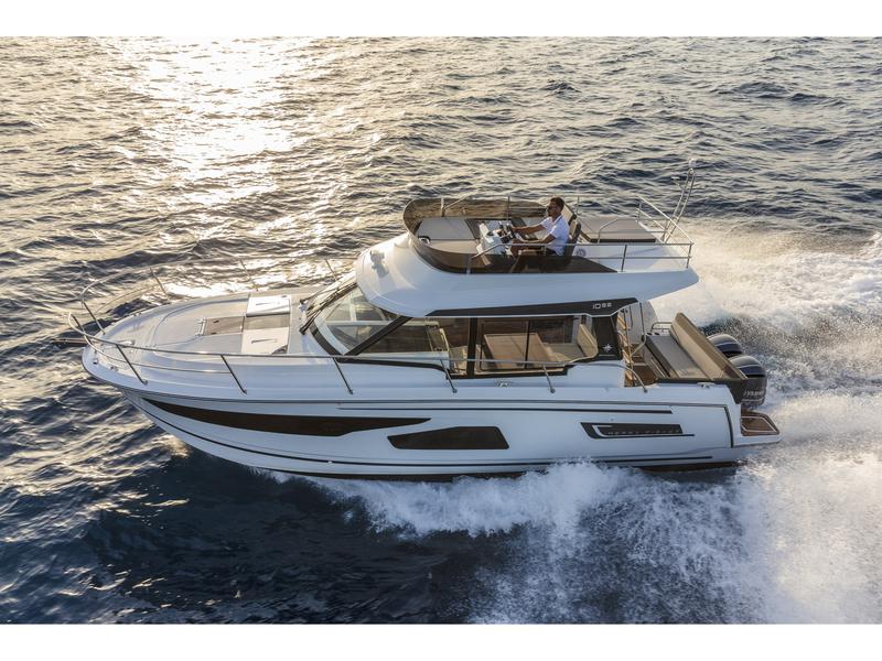 Book yachts online - motorboat - Merry Fisher 1095 - Ginger - rent