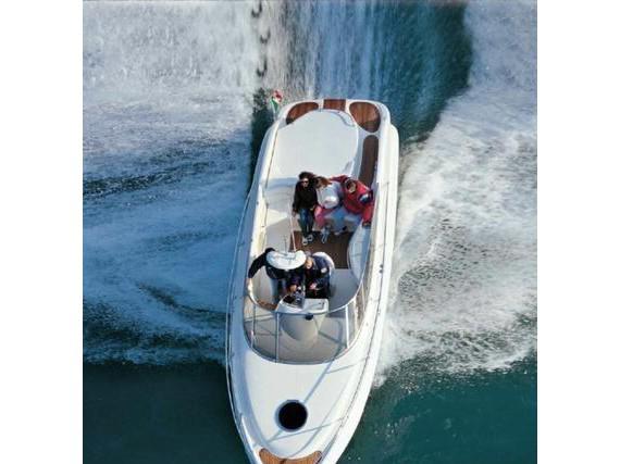 Book yachts online - motorboat - Cranchi csl 28 - Steffie (Daily Cruises - VIP Transfer Cyclades - Prices Vary) - rent