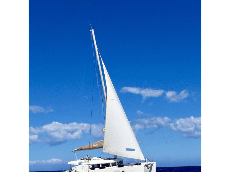 Book yachts online - catamaran - Lagoon 450  Fly - Pashà - rent