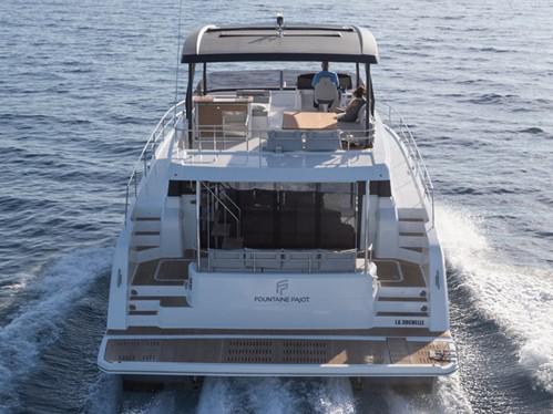 Book yachts online - powercatamaran - MY44 - Island Runner - rent