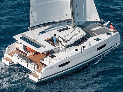 Book yachts online - catamaran - Isla 40 M - Misty Visions - rent