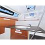 Book yachts online - sailboat - Bavaria Cruiser 37 - Lupe - rent