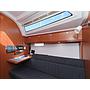 Book yachts online - sailboat - Bavaria Cruiser 37 - Lupe - rent