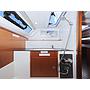Book yachts online - sailboat - Bavaria Cruiser 37 - Lupe - rent