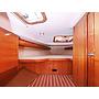Book yachts online - sailboat - Bavaria 37 Cruiser - Mateja - rent