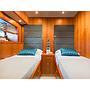 Book yachts online - motorboat - Predator 108 - QUANTUM - rent