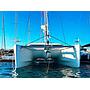 Book yachts online - catamaran - Lagoon 450  Flybridge - Golden Dream - rent