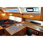 Book yachts online - sailboat - Bavaria Cruiser 37 - Aventura - rent