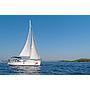 Book yachts online - sailboat - Bavaria 35 C - MH 25 - rent