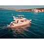 Book yachts online - motorboat - Jeanneau Prestige 46 Fly - UNPLUGGED - rent
