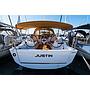 Book yachts online - sailboat - Dufour 382 GL - Justin - rent