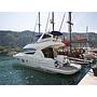 Book yachts online - motorboat - Prestige 50 Fly - Klara - rent