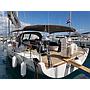 Book yachts online - sailboat - More 55 - SOLID WHITE - rent