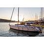 Book yachts online - sailboat - Bavaria 44 - TARISA  - rent