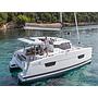 Book yachts online - catamaran - Lucia 40 - Brave Coquina - rent