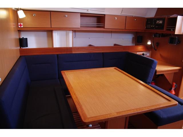 Book yachts online - sailboat - Bavaria Cruiser 45 - Renaisance - rent