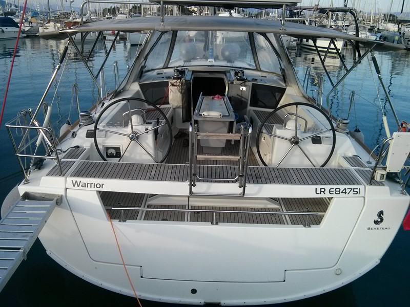 Book yachts online - sailboat - Oceanis 41 - Warrior - rent
