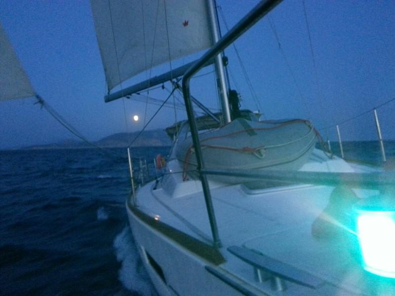 Book yachts online - sailboat - Oceanis 41 - Warrior - rent
