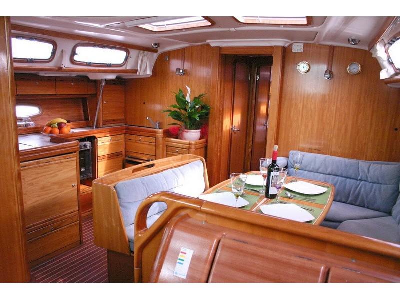 Book yachts online - sailboat - Bavaria 46 Cruiser - Eros - rent