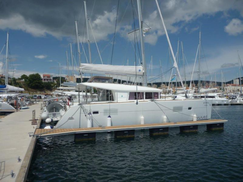 Book yachts online - catamaran - Lagoon 400 S2- 3 cab. - My Dream - rent