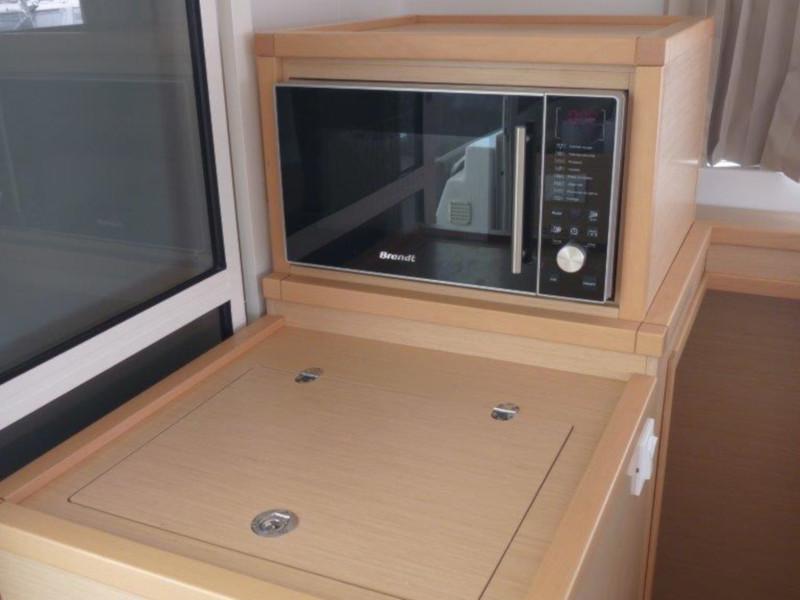 Book yachts online - catamaran - Lagoon 400 S2- 3 cab. - My Dream - rent