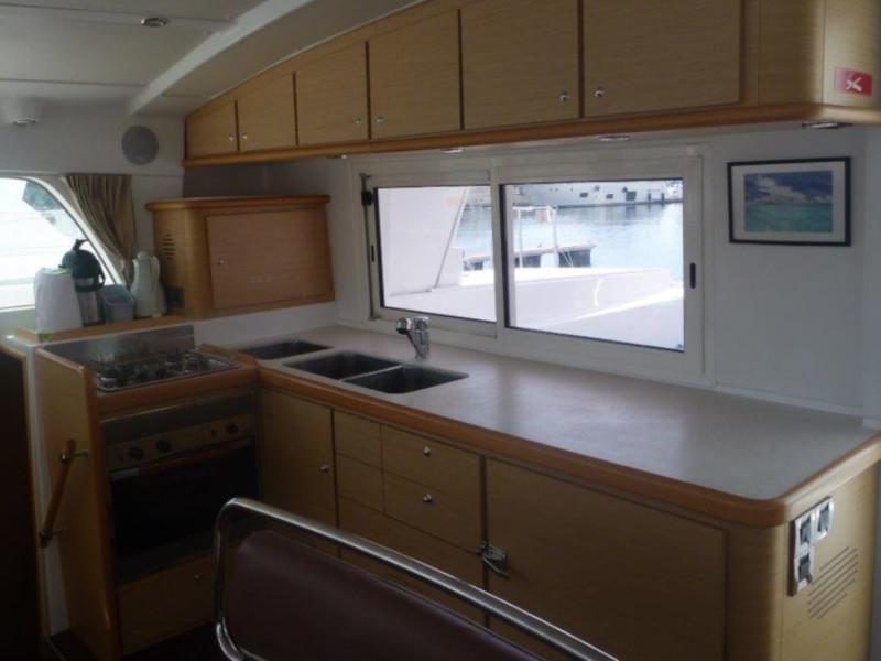 Book yachts online - catamaran - Lagoon 440 (4+2 cab.) - Futuna T - rent