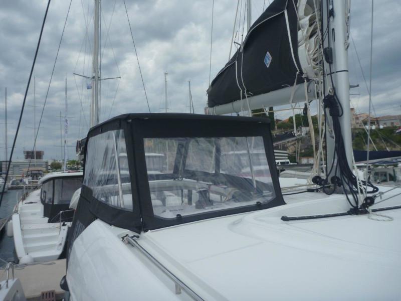 Book yachts online - catamaran - Lagoon 40 (3+2 cab.) - Millennium Falcon - rent