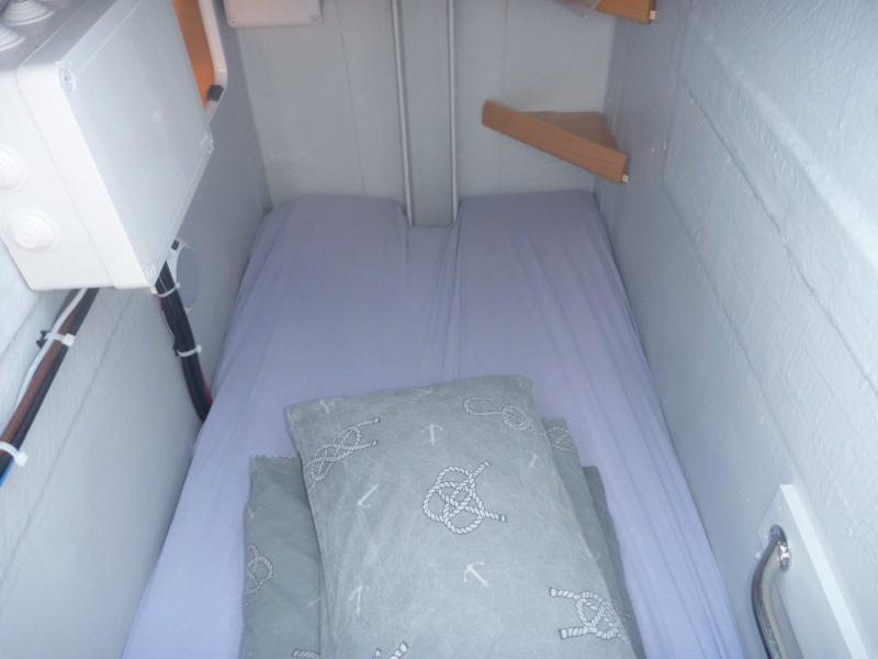 Book yachts online - catamaran - Lagoon 421 (4+1 cab.) - 4 ME - rent
