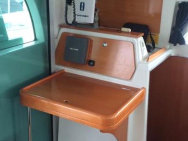 Book yachts online - catamaran - Lagoon 380 (4+2 cab.) - Twin Star - rent
