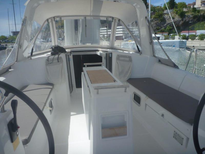 Book yachts online - sailboat - Oceanis 38- 3 cab. - Aphrodite - rent
