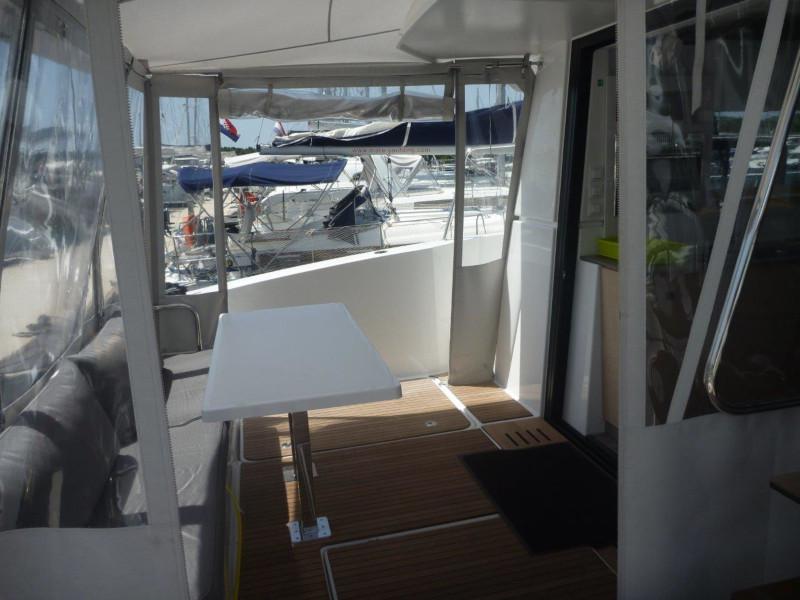 Book yachts online - powercatamaran - MY 37- 3 cab. - Mon Ami - rent