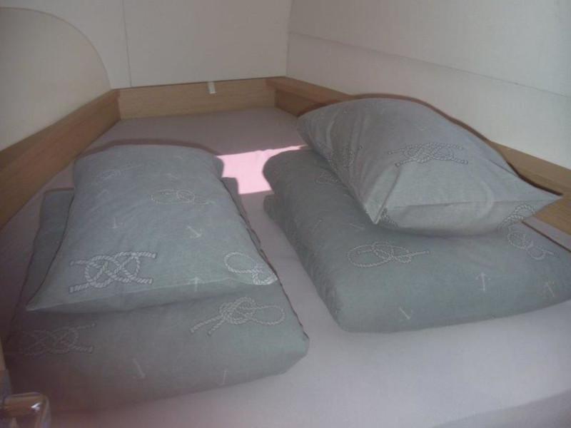 Book yachts online - powercatamaran - MY 37- 3 cab. - Mon Ami - rent