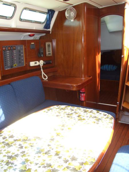 Book yachts online - sailboat - Oceanis 423 - Morgana - rent
