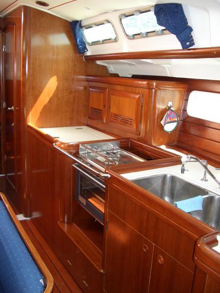 Book yachts online - sailboat - Oceanis 423 - Morgana - rent