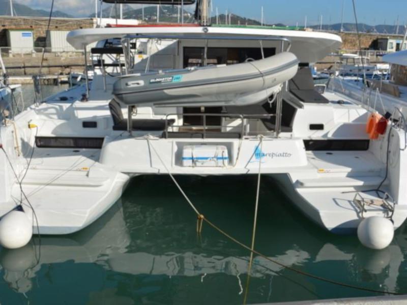Book yachts online - catamaran - Lagoon 42 - Marepiatto - rent