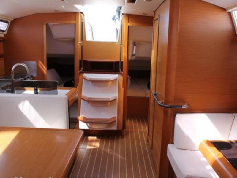 Book yachts online - sailboat - Sun Odyssey 439 - Mira - rent