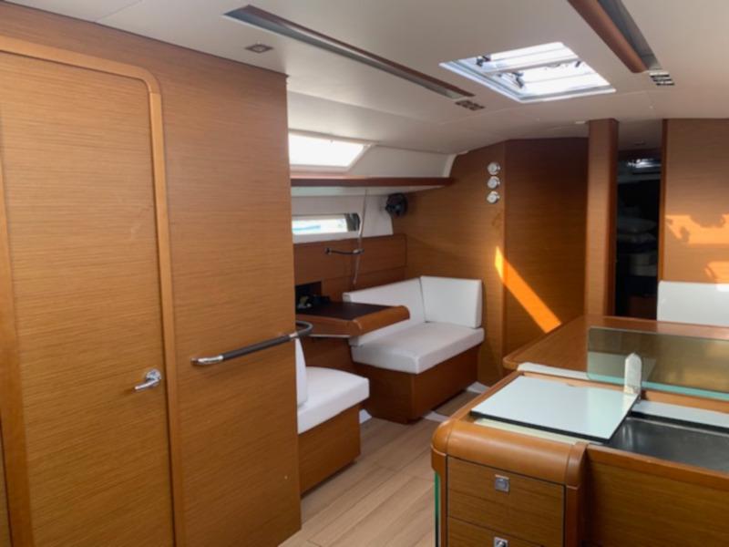 Book yachts online - sailboat - Sun Odyssey 449 - Nashira - rent