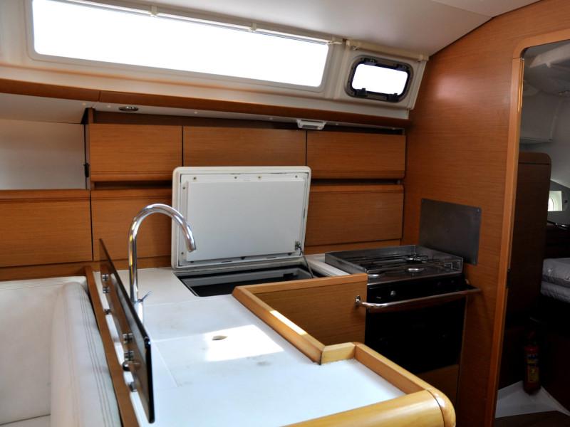 Book yachts online - sailboat - Sun Odyssey 439 - Roberta - rent