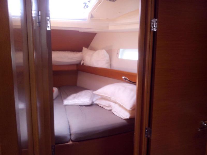 Book yachts online - sailboat - Sun Odyssey 439 - Roberta - rent