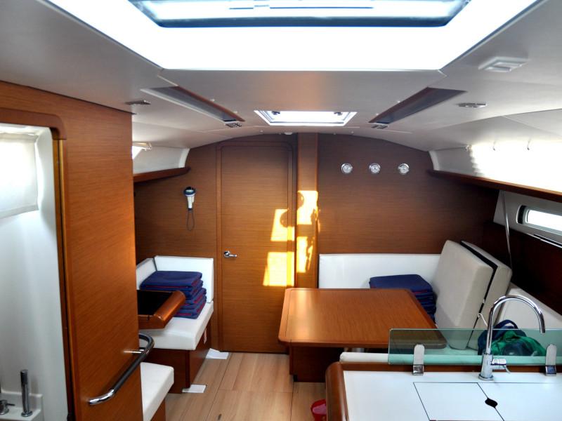 Book yachts online - sailboat - Sun Odyssey 419 - Francesca - rent