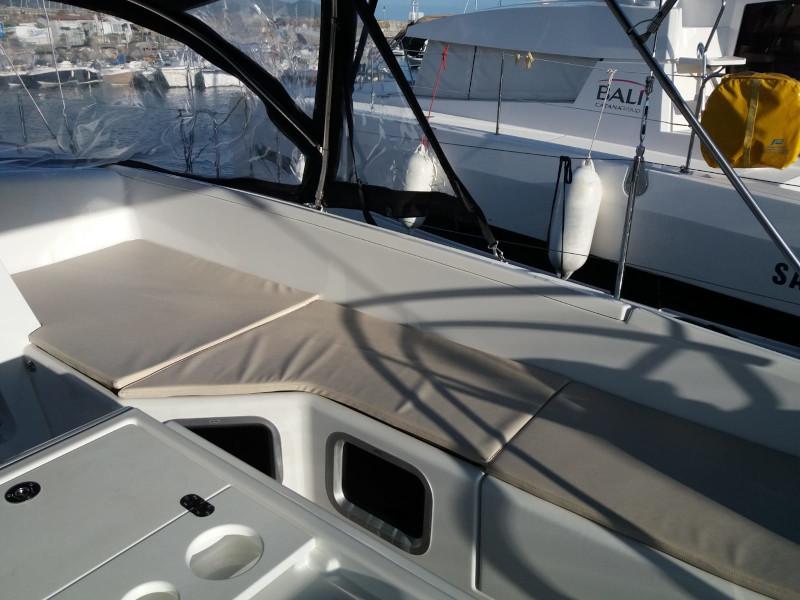 Book yachts online - sailboat - Jeanneau 54 - Zaniah - rent