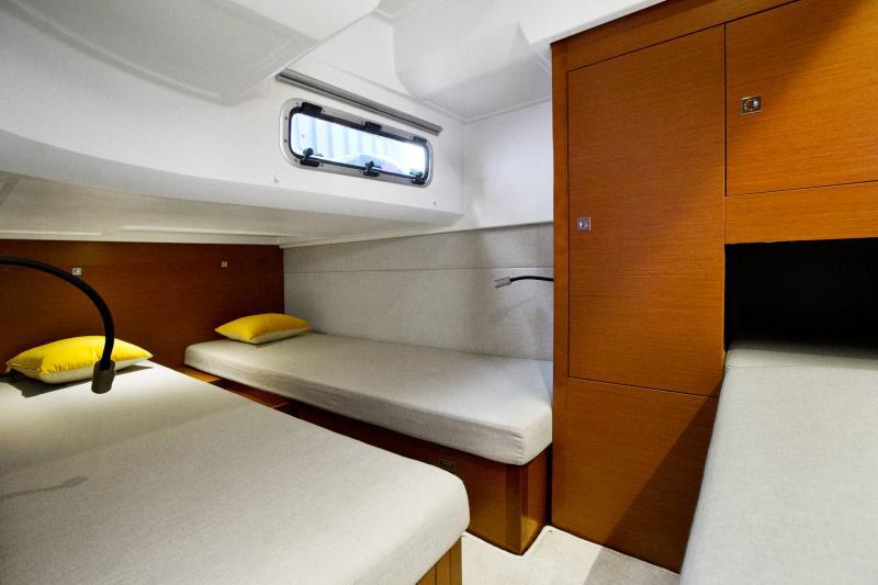 Book yachts online - motorboat - Leader 36 - Leader 36 - rent