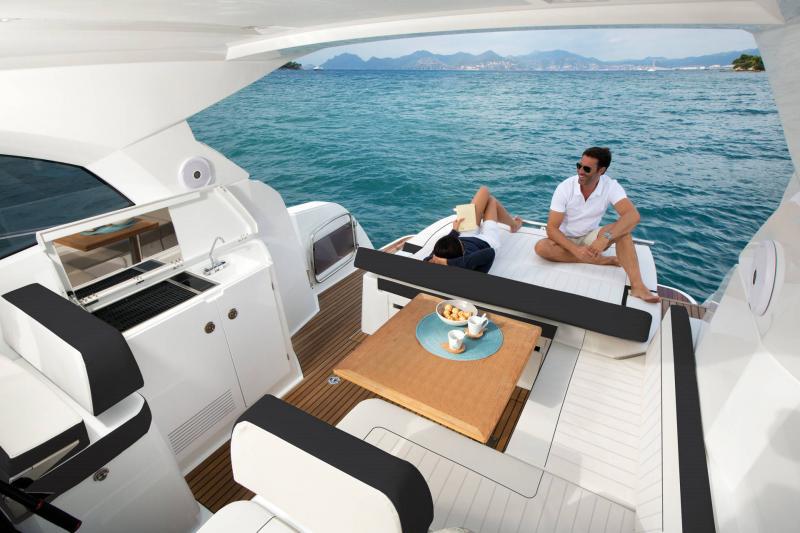 Book yachts online - motorboat - Leader 36 - Leader 36 - rent