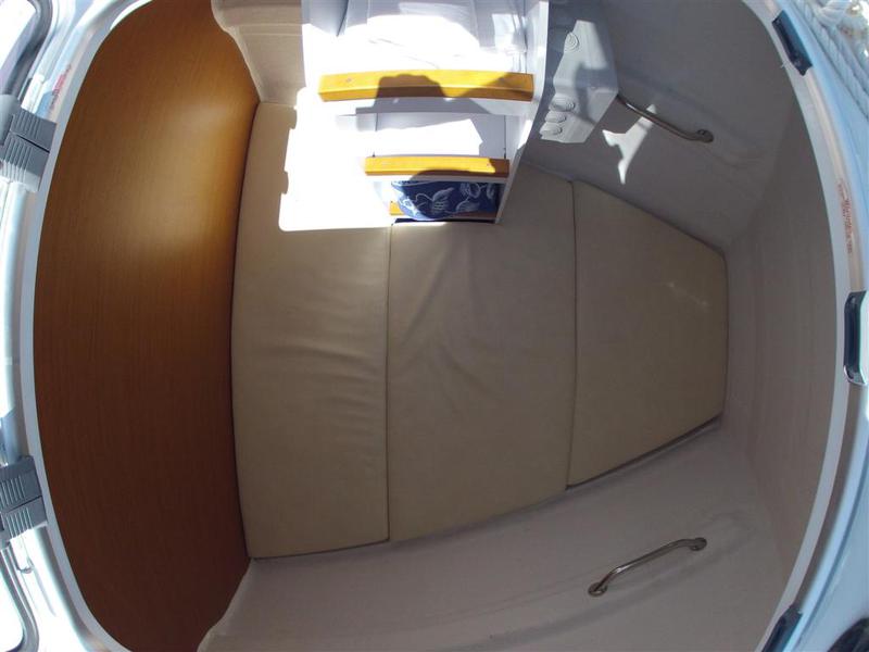 Book yachts online - sailboat - Jeanneau 53 - Tina - rent